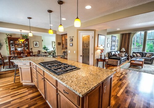 Clearwater Real Estate - Mona Smith and John Smith